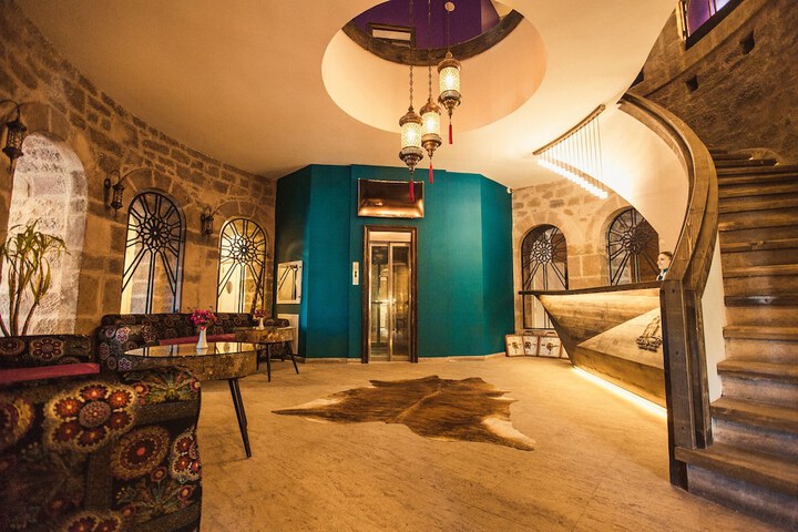 Lobby Entry
