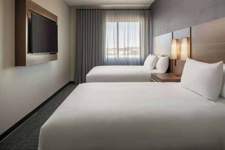 Room 17 of 80