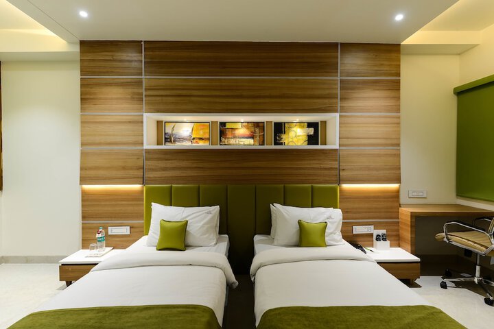 Room 44 of 85
