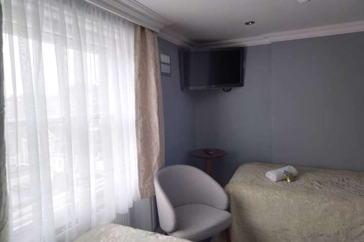 Room 40 of 283