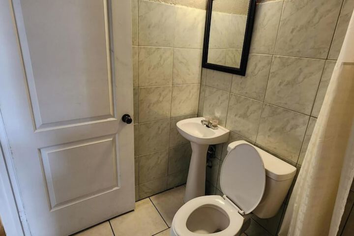 Room 14 of 19