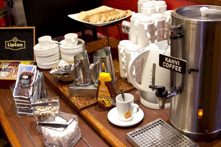 Breakfast/Coffee Service 27 of 44