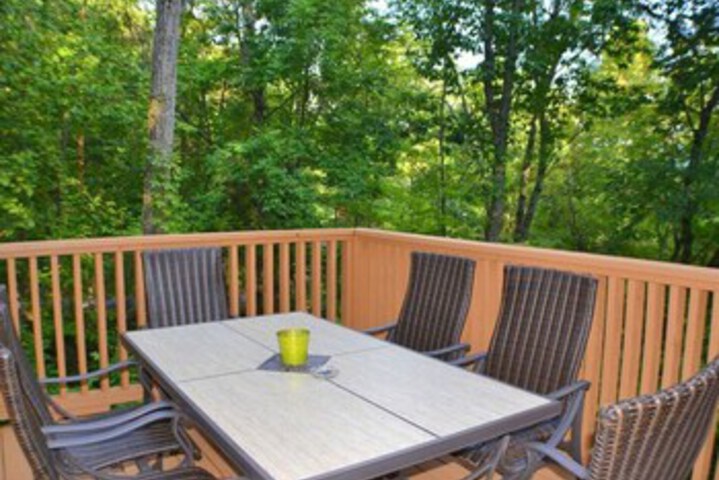 Terrace/Patio 2 of 47