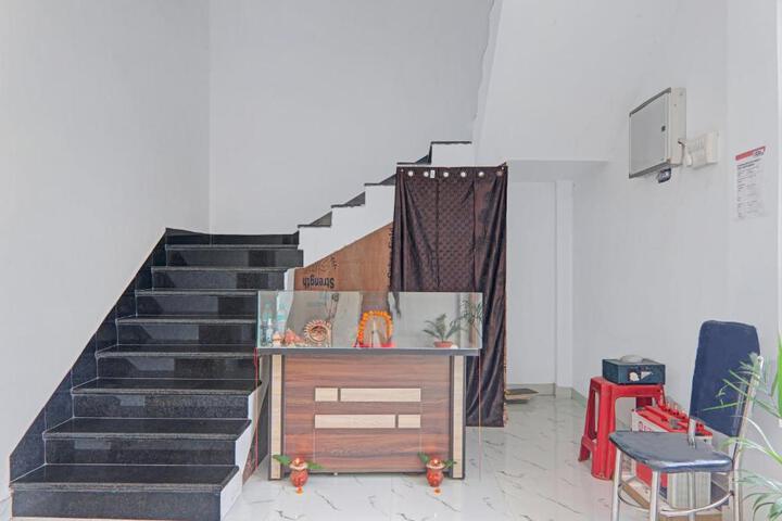 Hotel O The Pals Residency