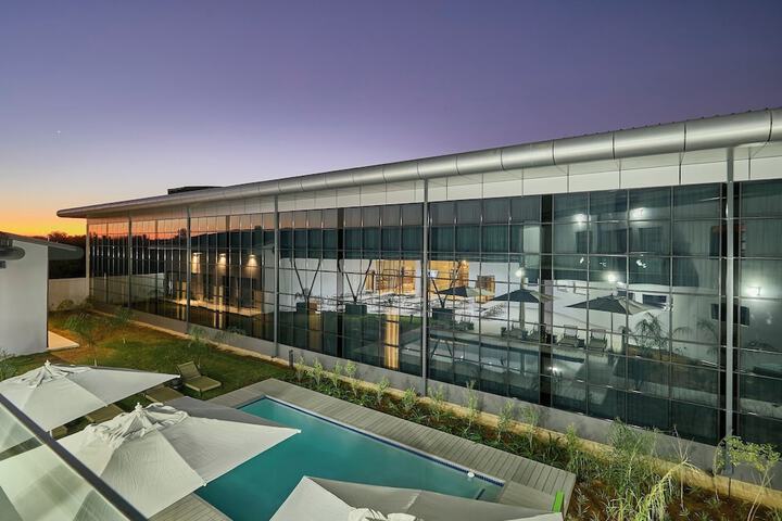 Pool 78 of 171