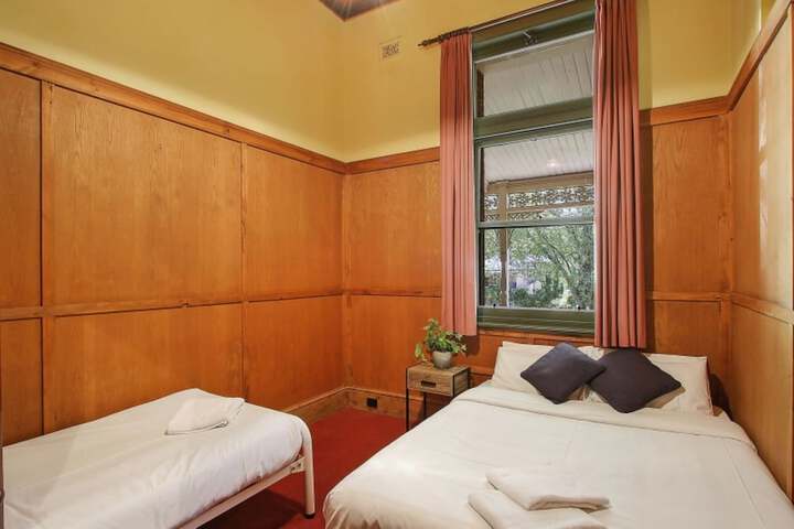 Room 3 of 31