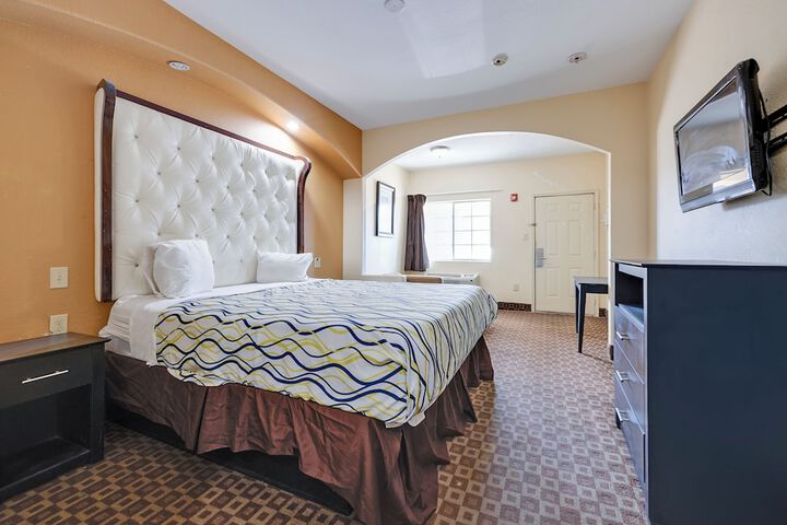Room 20 of 48