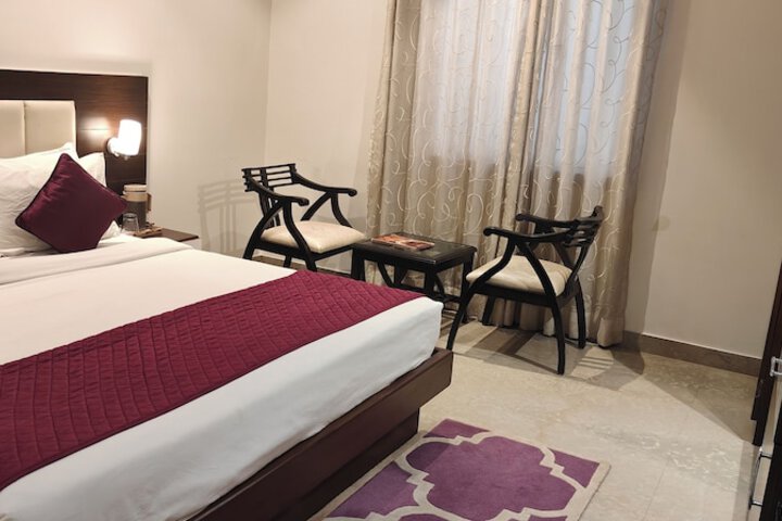 Room 20 of 54