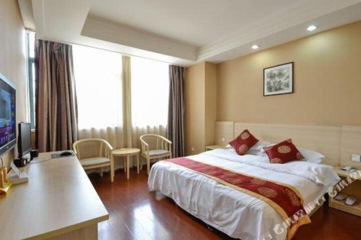 Wuzhou Boutique Hotel
