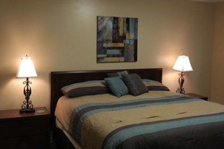 Room 3 of 10