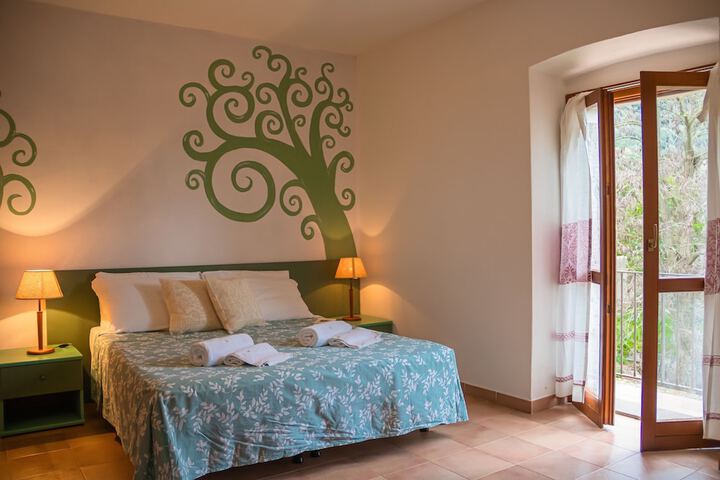 Room 10 of 43