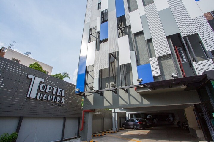 Hotel 38 of 42