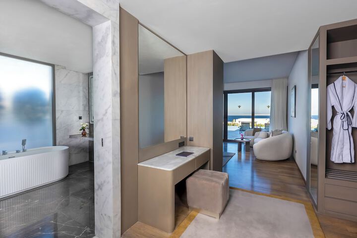 Room 19 of 65