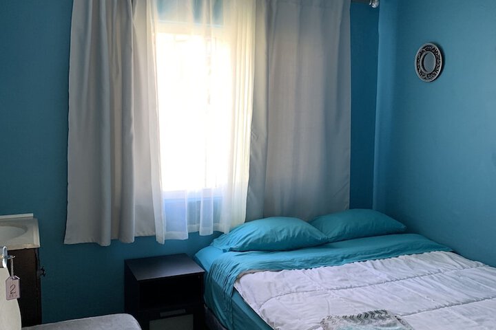 Room 3 of 38