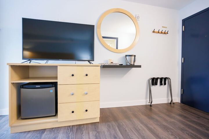 Room 10 of 56