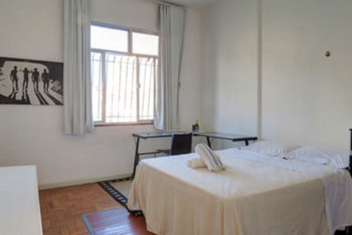 Room 5 of 20