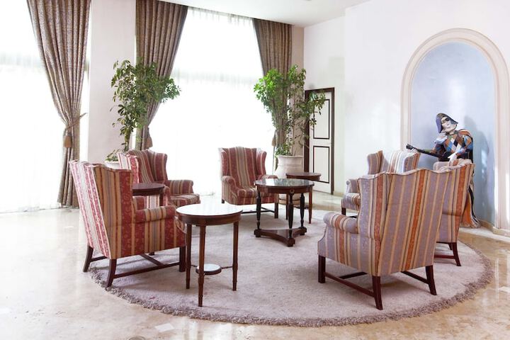 Hotel Interior 3 of 134