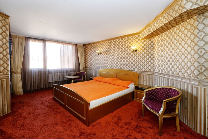 Room 22 of 59