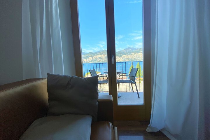 Room 21 of 134