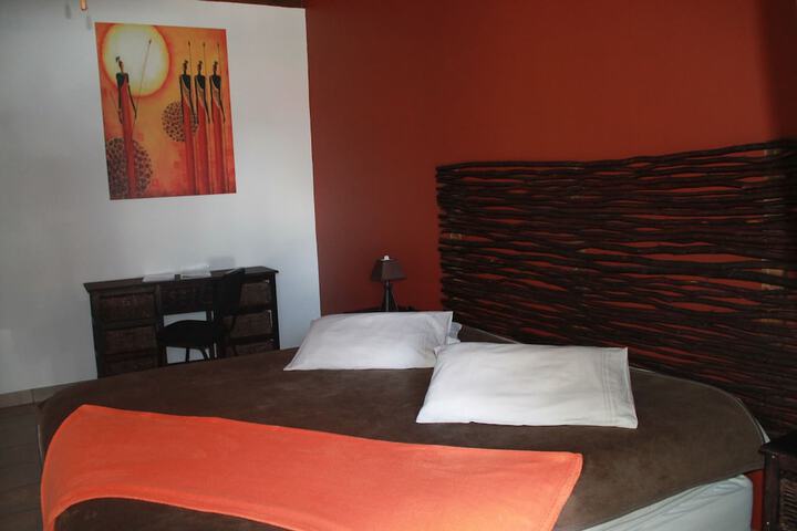 Room 9 of 62