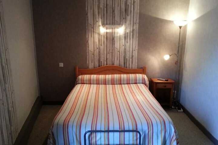 Room 2 of 31