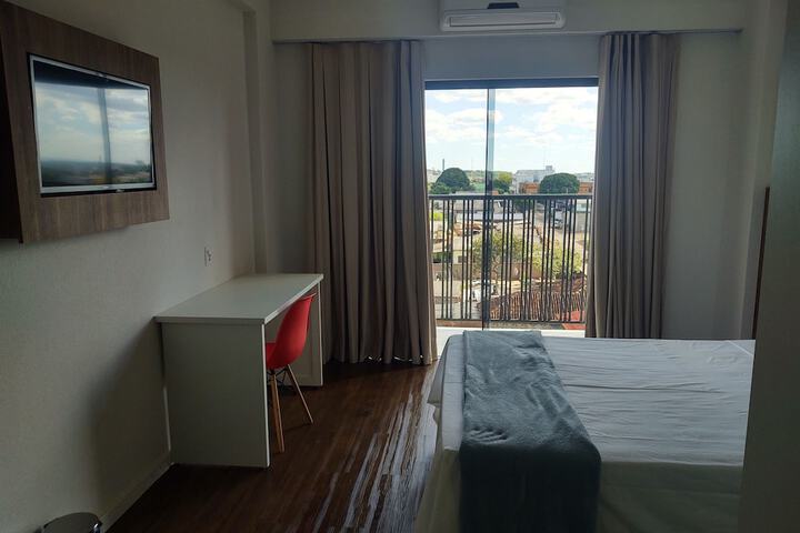 Room 11 of 29