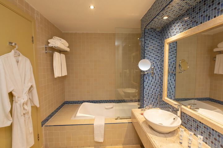 Bath Photo