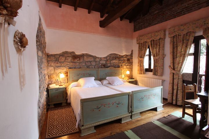 Room 4 of 29