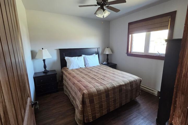 Room 2 of 21