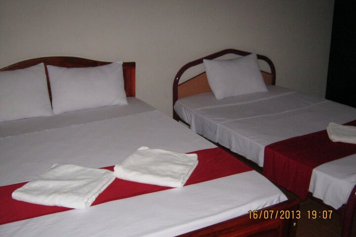 Room 5 of 40