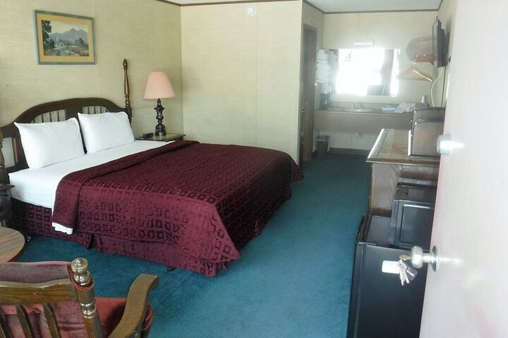 Room 16 of 63