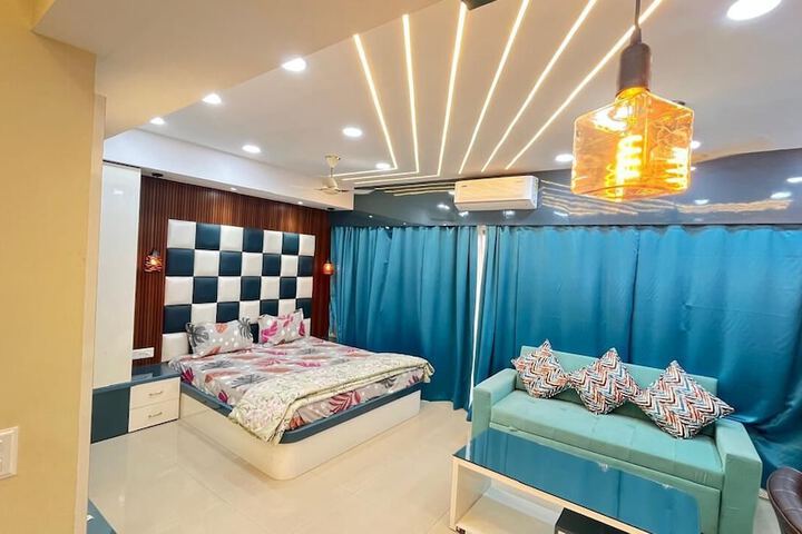 Room 9 of 44