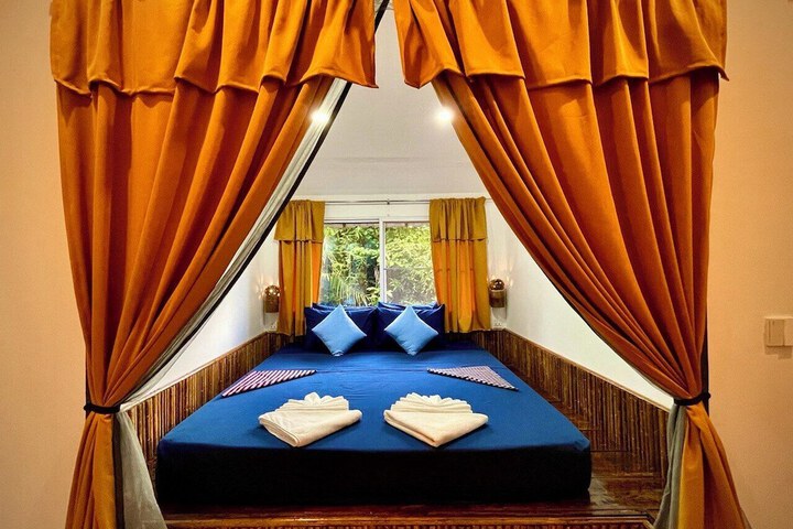 Room 14 of 27