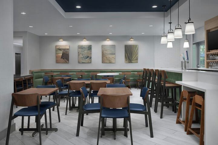 Breakfast/Coffee Service 56 of 65