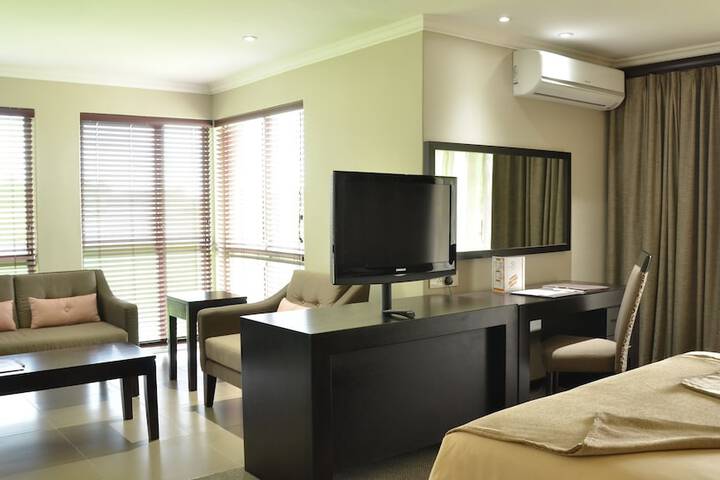 Room 7 of 36