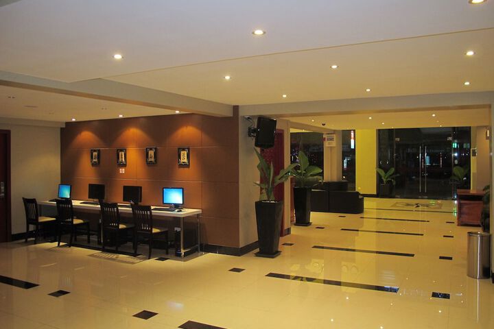 Hotel Interior 4 of 55