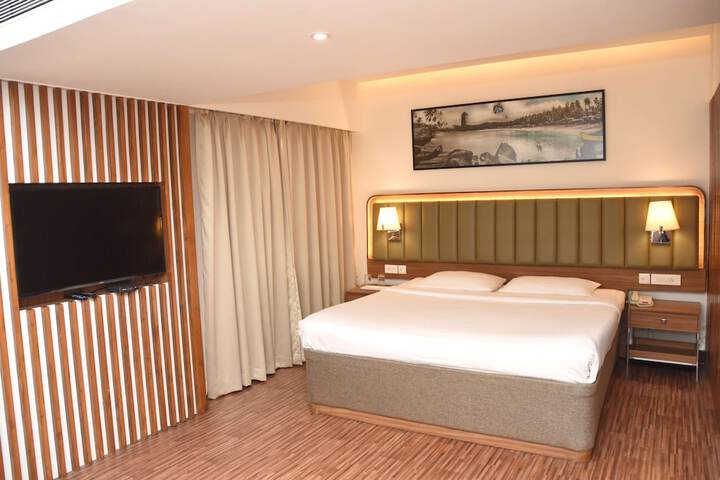 Room 75 of 143