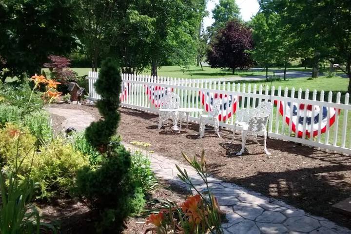 Property Grounds 28 of 46