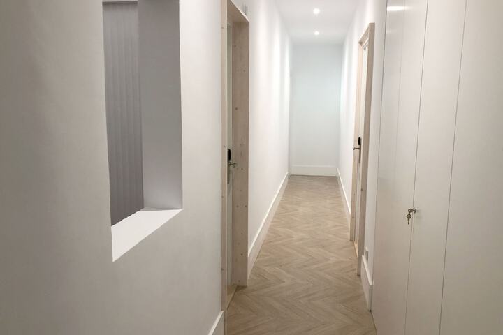 Ballroom/Hall 60 of 61