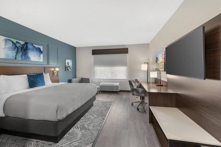 Room 38 of 87