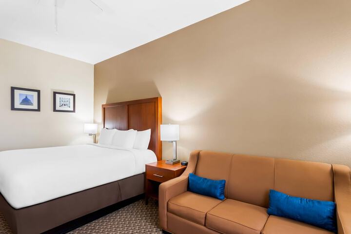 Room 34 of 55