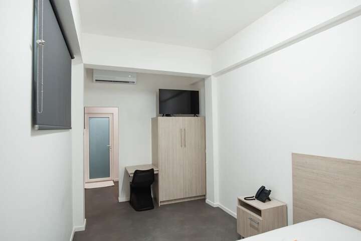 Room 14 of 39