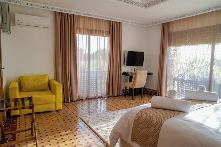 Room 12 of 79