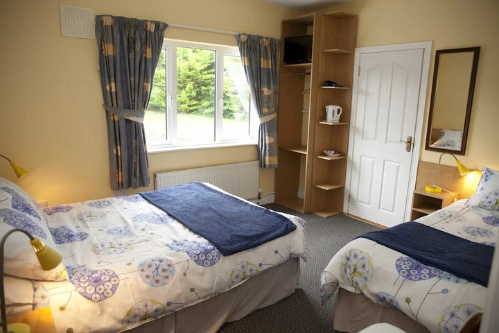 guest_rooms