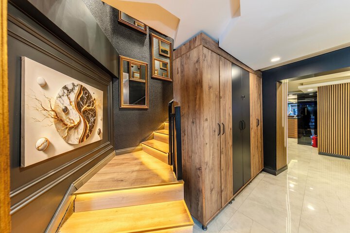 Hotel Interior 156 of 170