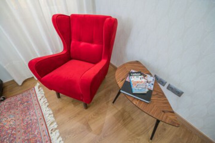 Room 52 of 60