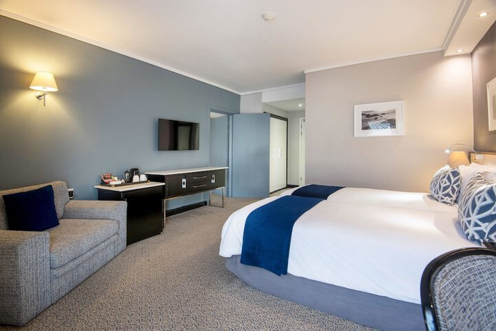 Room 42 of 155