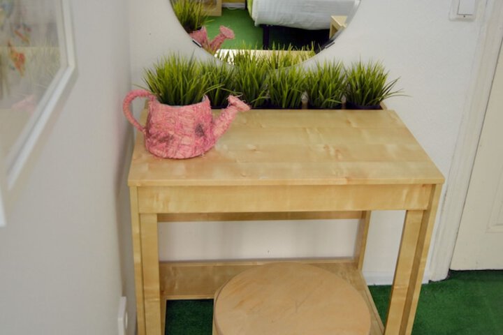 Room 15 of 27