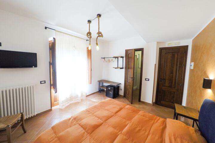Room 10 of 44