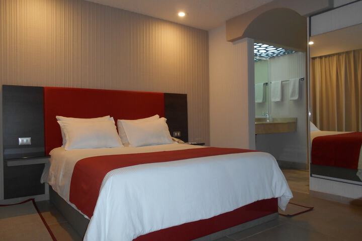 Room 7 of 130